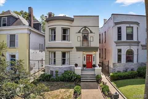 4480 Maryland Avenue, Saint Louis, MO 63108