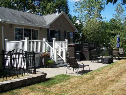 29 Dismal Drive, Monmouth, ME 04259