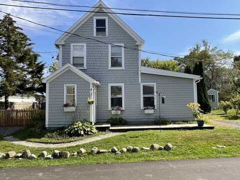 6 Otis Street, Searsport, ME 04974