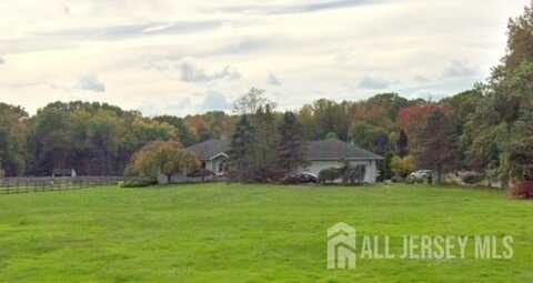 433 Schoolhouse Road, Monroe, NJ 08831