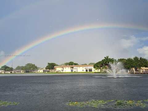 351 Cambridge Rd, Hollywood, FL 33024