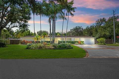 8260 SW 95th St, Miami, FL 33156