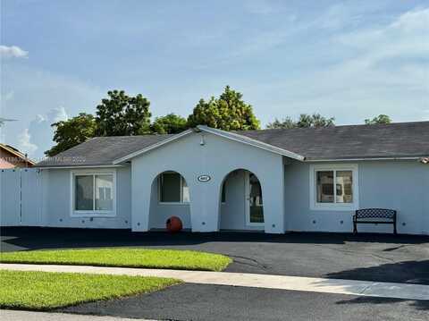 6553 SW 148th Ct, Miami, FL 33193