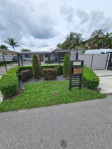2543 Gulfstream Ln, Fort Lauderdale, FL 33312