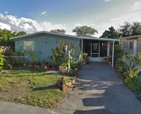 21610 NW 7th Ct, Pembroke Pines, FL 33029