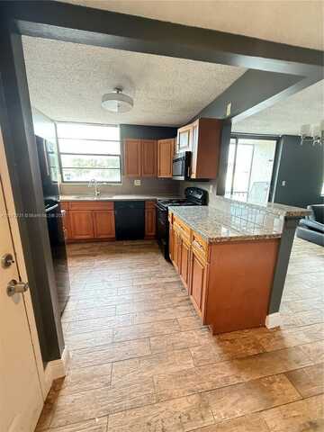 1798 NW 55th Ave, Lauderhill, FL 33313