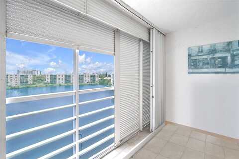 121 SE 3rd Ave, Dania Beach, FL 33004