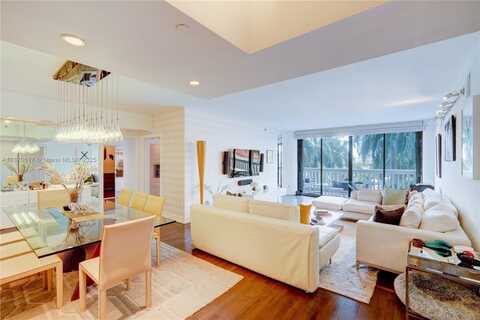 2000 Island Blvd, Aventura, FL 33160
