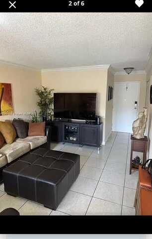 9300 W Flagler St, Miami, FL 33174
