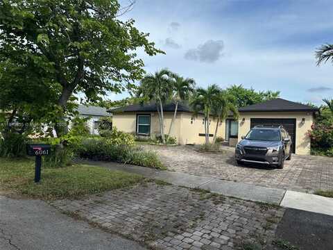 6061 NW 198th Ter, Miami, FL 33015