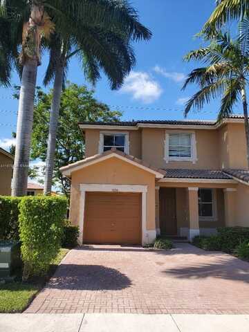 1030 NE 41st Pl, Homestead, FL 33033