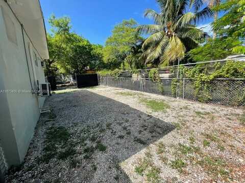 3437 NW 3rd Ave, Miami, FL 33125