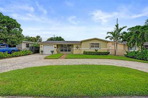 7733 Biltmore Blvd, Miramar, FL 33023