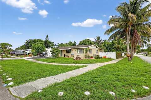 7201 SW 4th Ct, North Lauderdale, FL 33068