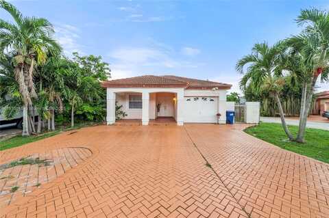 8155 NW 201st St, Hialeah, FL 33015