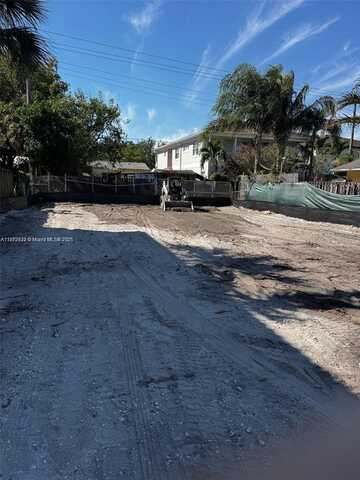 214 SW 9th St, Fort Lauderdale, FL 33315