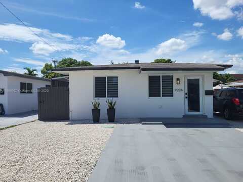 9226 SW 37th Street, Miami, FL 33165
