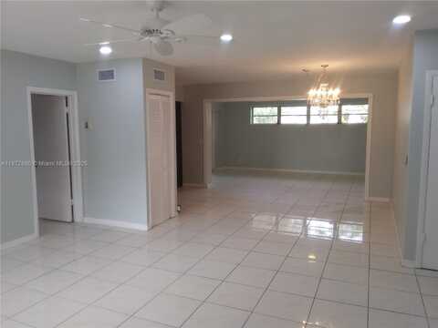 1265 NE 138th St, North Miami, FL 33161