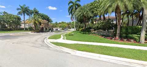 752 NW 127th Ave, Coral Springs, FL 33071