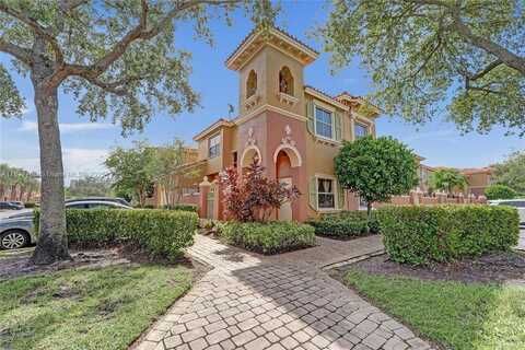 603 SW 107th Ave, Pembroke Pines, FL 33025