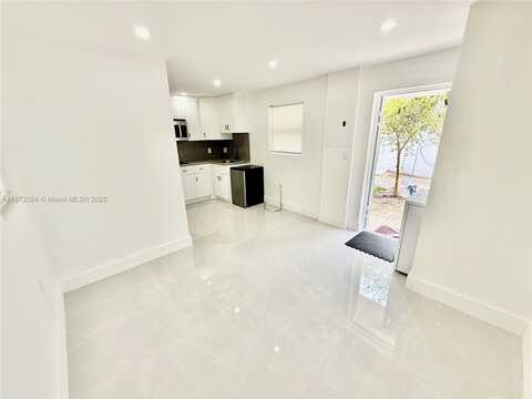 2885 NW 56th St, Miami, FL 33142