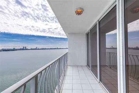 7601 E Treasure Dr, North Bay Village, FL 33141