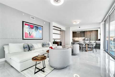 17550 Collins Ave, Sunny Isles Beach, FL 33160