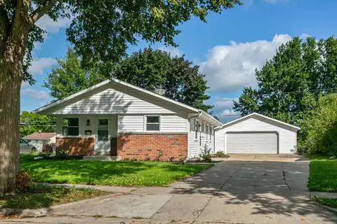 8108 W Beechwood Ave, Milwaukee, WI 53223