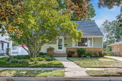 2523 Henry St, Sheboygan, WI 53081