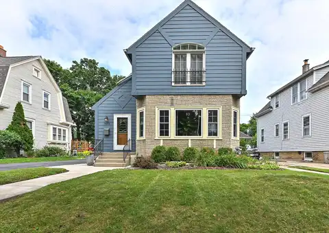 7018 W Wells St, Wauwatosa, WI 53213
