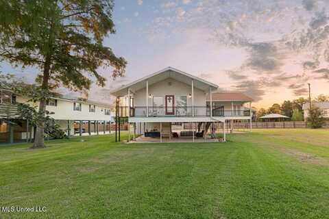 6109 Shawnee Street, Kiln, MS 39556