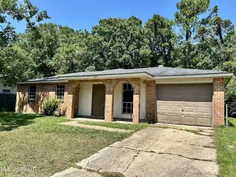 2000 Carol Drive, Gautier, MS 39553