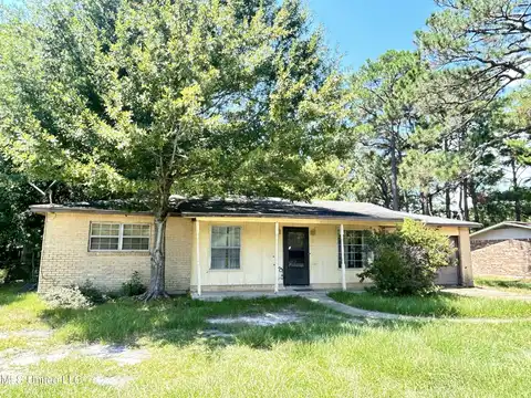 2307 Ladnier Road, Gautier, MS 39553