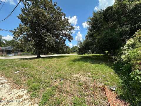 294 Kuhn Street, Biloxi, MS 39530