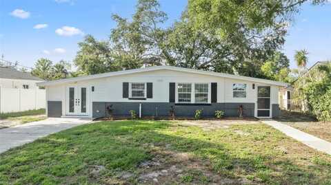 8703 DRIFTWOOD DRIVE, TAMPA, FL 33615