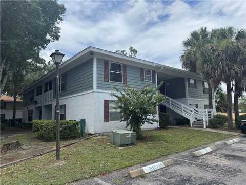 8210 FAIRWAYS CIRCLE, OCALA, FL 34472