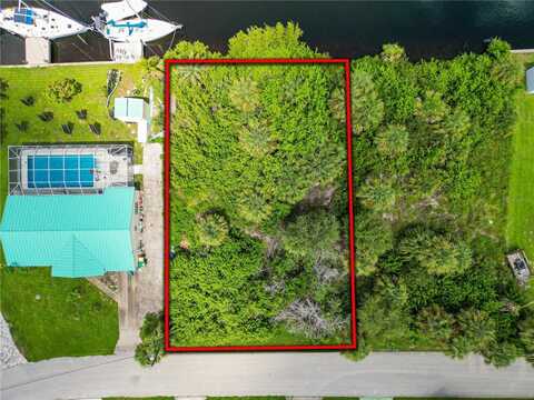 18326 VAN NUYS CIRCLE, PORT CHARLOTTE, FL 33948