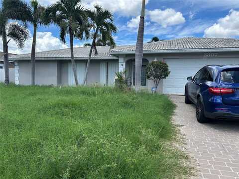 3807 48TH AVENUE S, Saint Petersburg, FL 33711