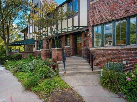 267 Roosevelt, Grosse Pointe, MI 48230