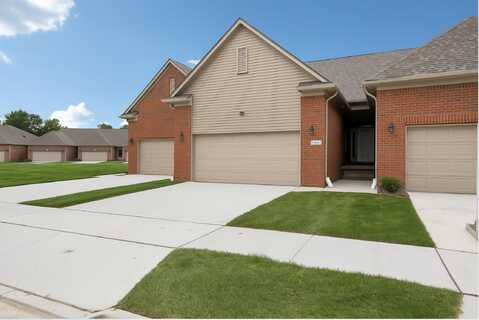 48323 Whittington, Chesterfield, MI 48047