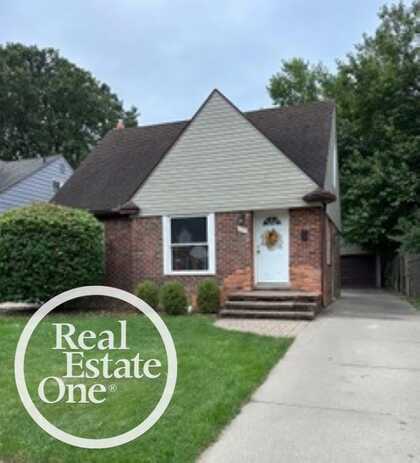 1373 Brys, Grosse Pointe Woods, MI 48236