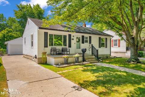 1546 Sanborn, Port Huron, MI 48060