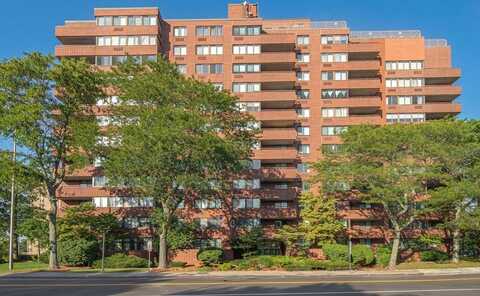 77 Adams St, Quincy, MA 02169