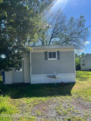 62 2nd Street, Manchester, NJ 08759