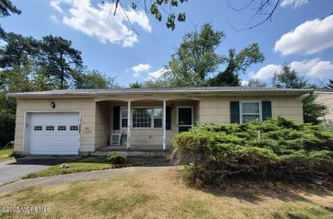 843 Edgebrook Drive N, Toms River, NJ 08757
