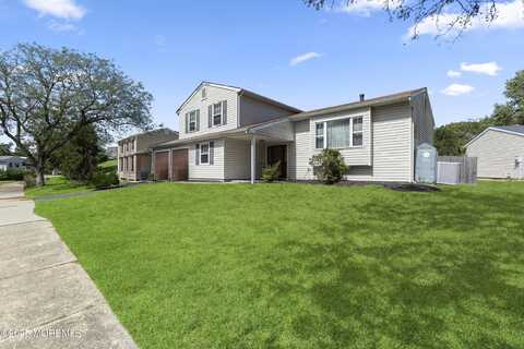 11 Nantucket Court, Howell, NJ 07731