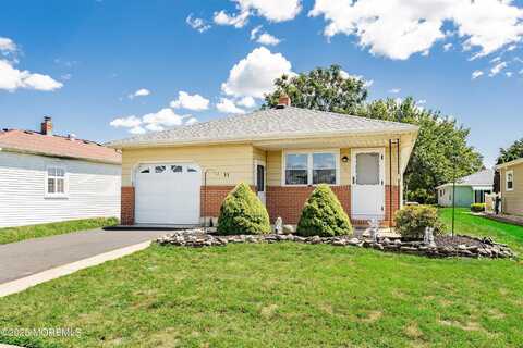 11 Bahamia Drive, Toms River, NJ 08757