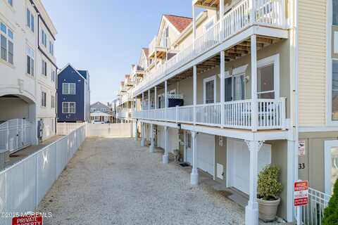 33 Sumner Avenue, Seaside Heights, NJ 08751