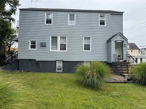 209 Lincoln Avenue, Yonkers, NY 10704