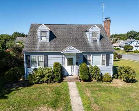 60 Lafayette Drive, Port Chester, NY 10573